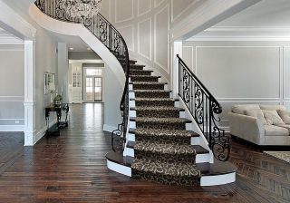 Milan Magic spiral stair rug